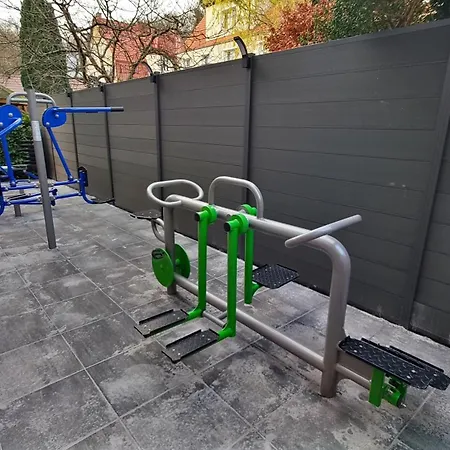 Selavi בית אירוח קולובז'ג